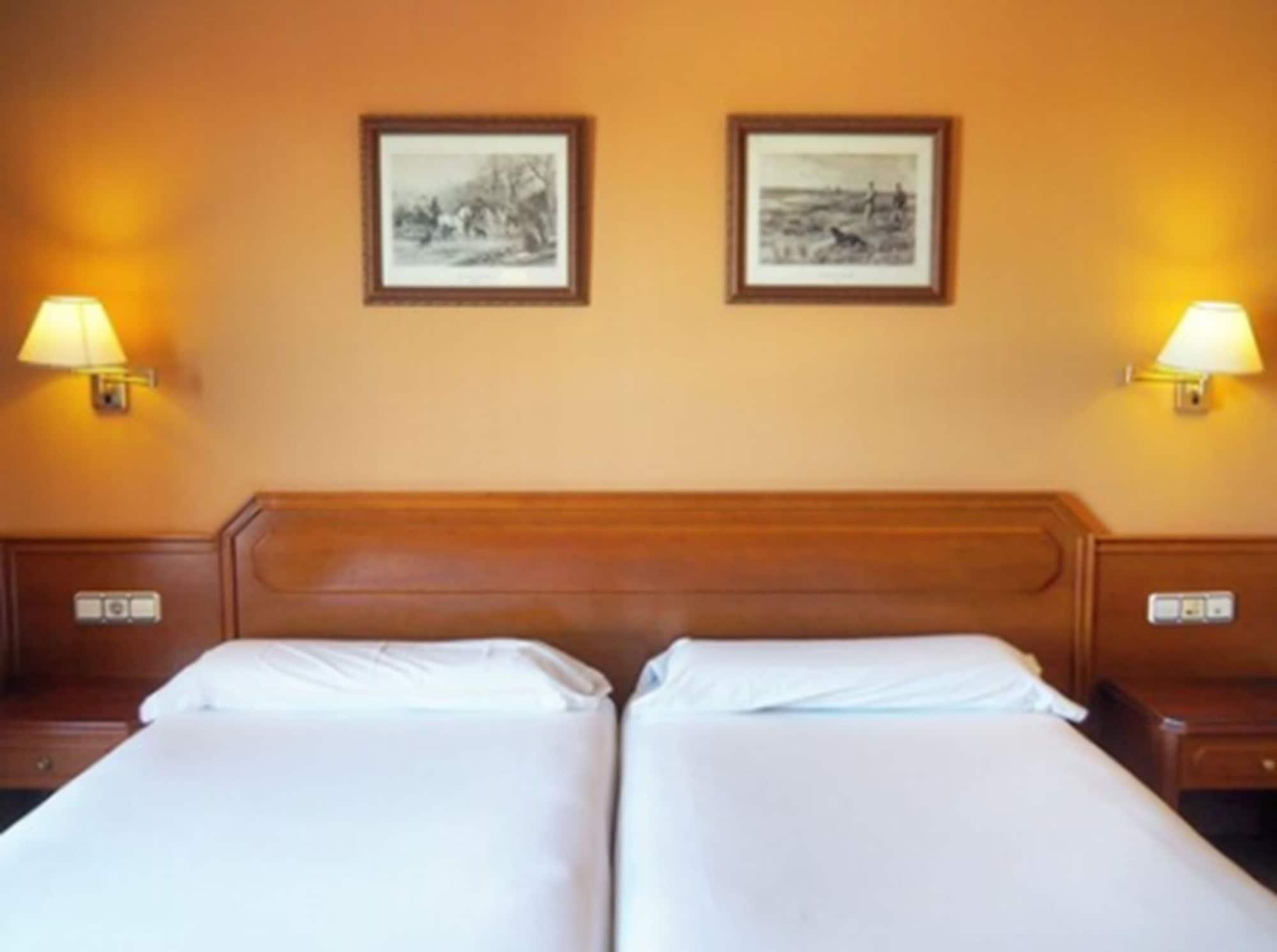 Hotel Humanes Humanes de Madrid Dış mekan fotoğraf