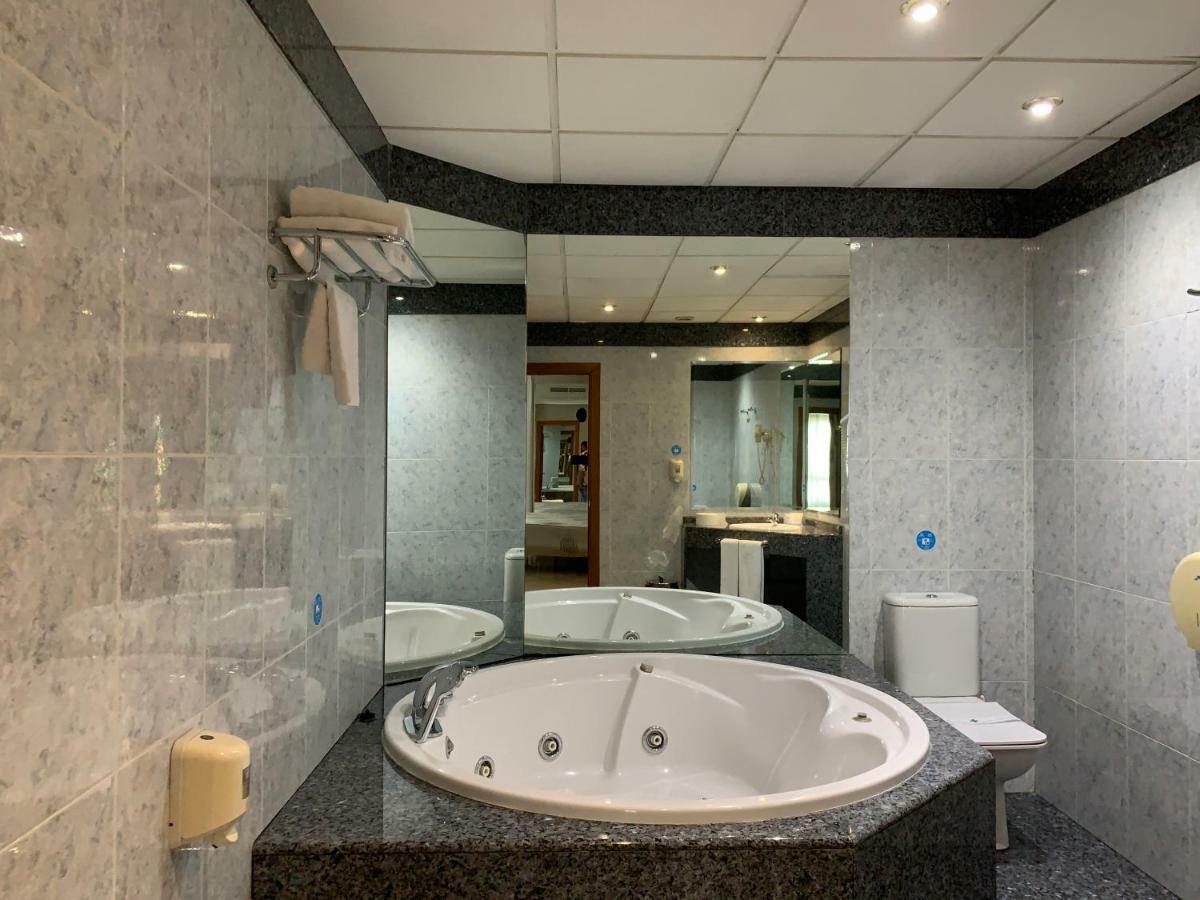 Hotel Humanes Humanes de Madrid Dış mekan fotoğraf